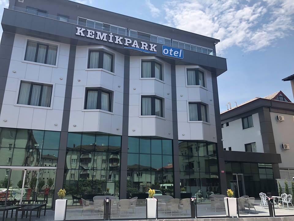 Kemikpark Otel Μπαρτίν Εξωτερικό φωτογραφία